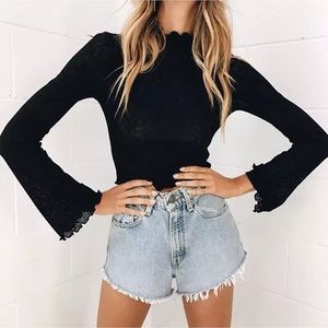 Loose Knit Black Turtleneck Long Sleeve Crop Top